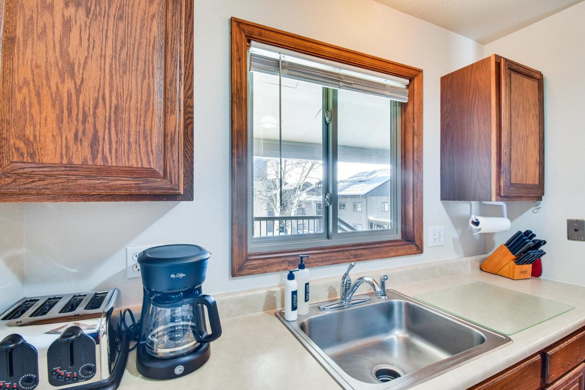 Central Steamboat Condo Outdoor Hot Tub And Pool! Стимбот Спрингс Экстерьер фото
